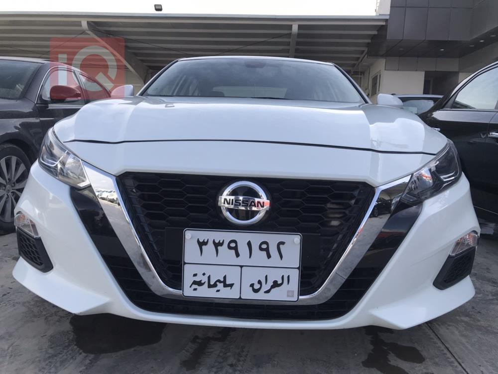 نیسان ئەلتیما